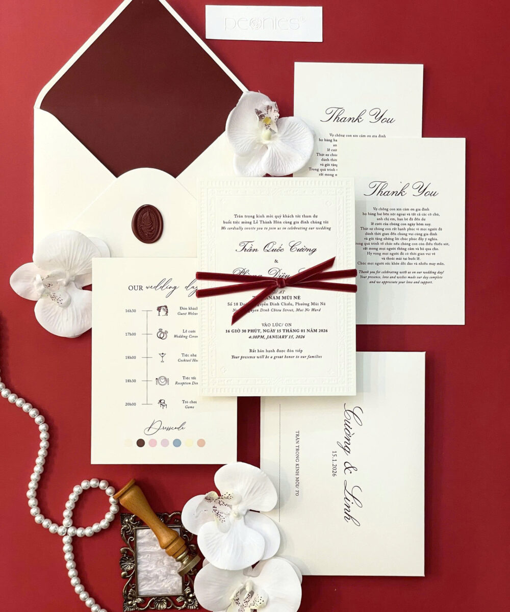 Thiệp cưới in letterpress in chìm khung viền màu burgundy & ivory sang trọng